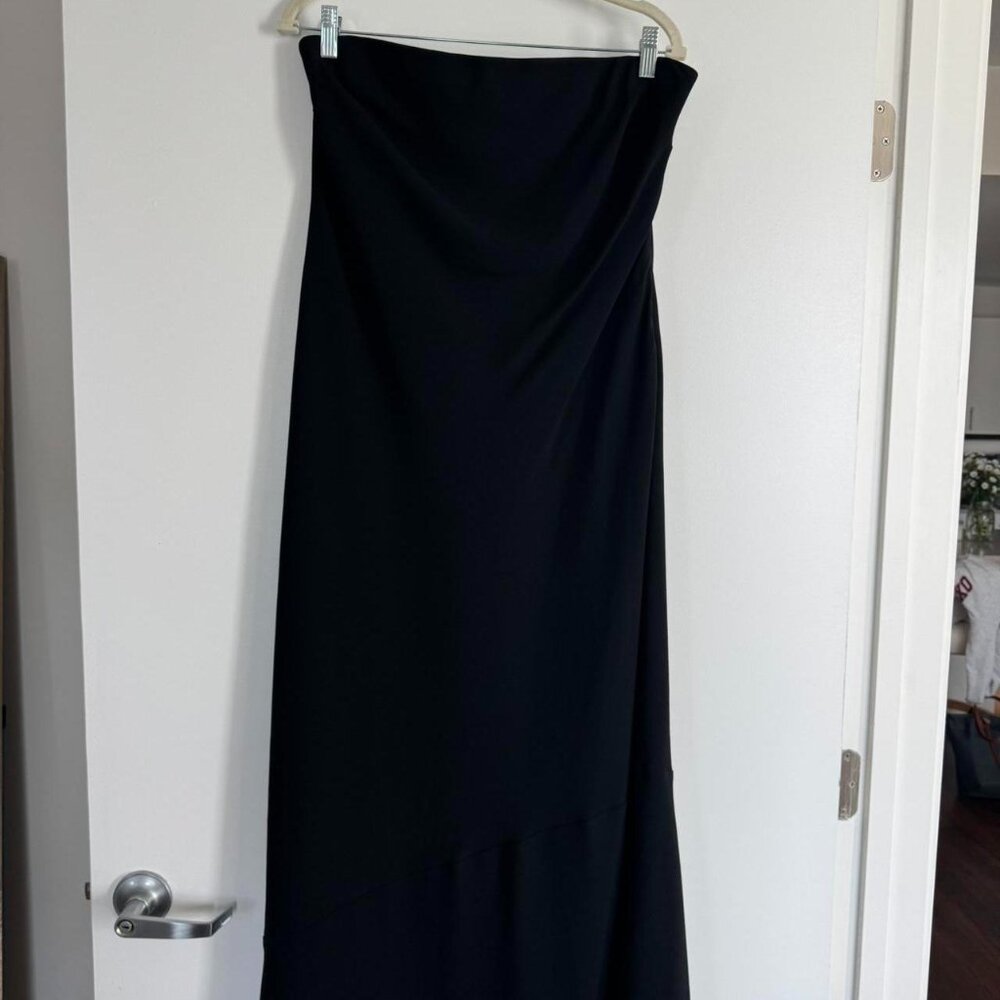 Aritzia Babaton Resolution Dress